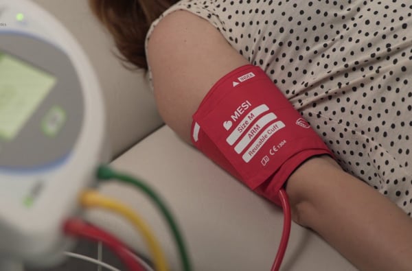 Doppler Αγγείων – Σφυροβραχιόνιος Αρτηριακός Δείκτης Πίεσης (ABPI)